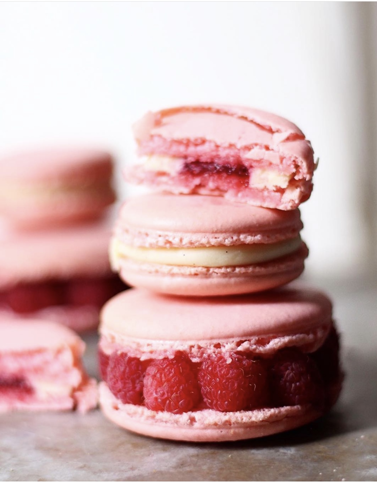 isviçre merengi ile yapilmis macaron